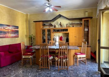 Salone - Quadrilocale viale Vesuvio, 56, Volla - foto 5