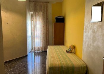 Camera da letto - Quadrilocale viale Vesuvio, 56, Volla - foto 9