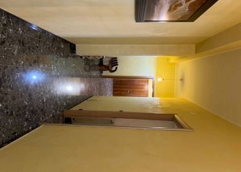 Interno palazzo - Quadrilocale viale Vesuvio, 56, Volla - foto 16