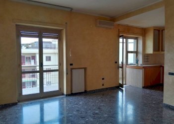 Cucina - Quadrilocale viale Vesuvio, 56, Volla - foto 1