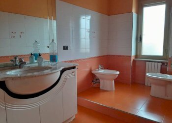 Bagno - Quadrilocale viale Vesuvio, 56, Volla - foto 14