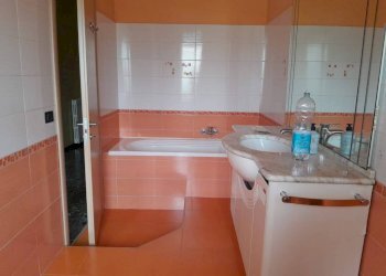 Bagno - Quadrilocale viale Vesuvio, 56, Volla - foto 15
