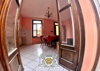 Cucina - Appartamento via Umberto I, 5, Busca - foto 16