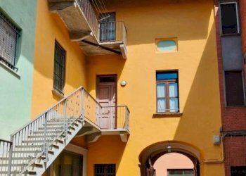 Facciata - Appartamento via Umberto I, 5, Busca - foto 4