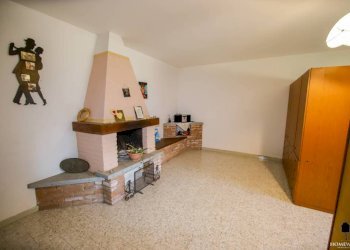 Salone - Villa strada Casale, 23, Crescentino - foto 18