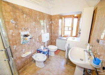 Bagno - Villa strada Casale, 23, Crescentino - foto 22