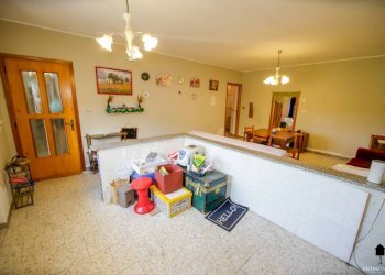 Salone - Villa strada Casale, 23, Crescentino - foto 32