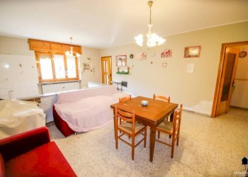 Cucina - Villa strada Casale, 23, Crescentino - foto 35