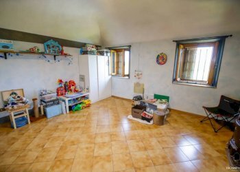 Camera da letto - Villa strada Casale, 23, Crescentino - foto 43