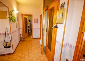 Corridoio - Villa strada Casale, 23, Crescentino - foto 47