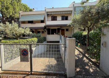Facciata - Casa indipendente via dei Ciliegi, 3, Morciano di Romagna - foto 1