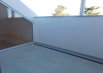 Trilocale Savona (zona Villetta) - foto 4