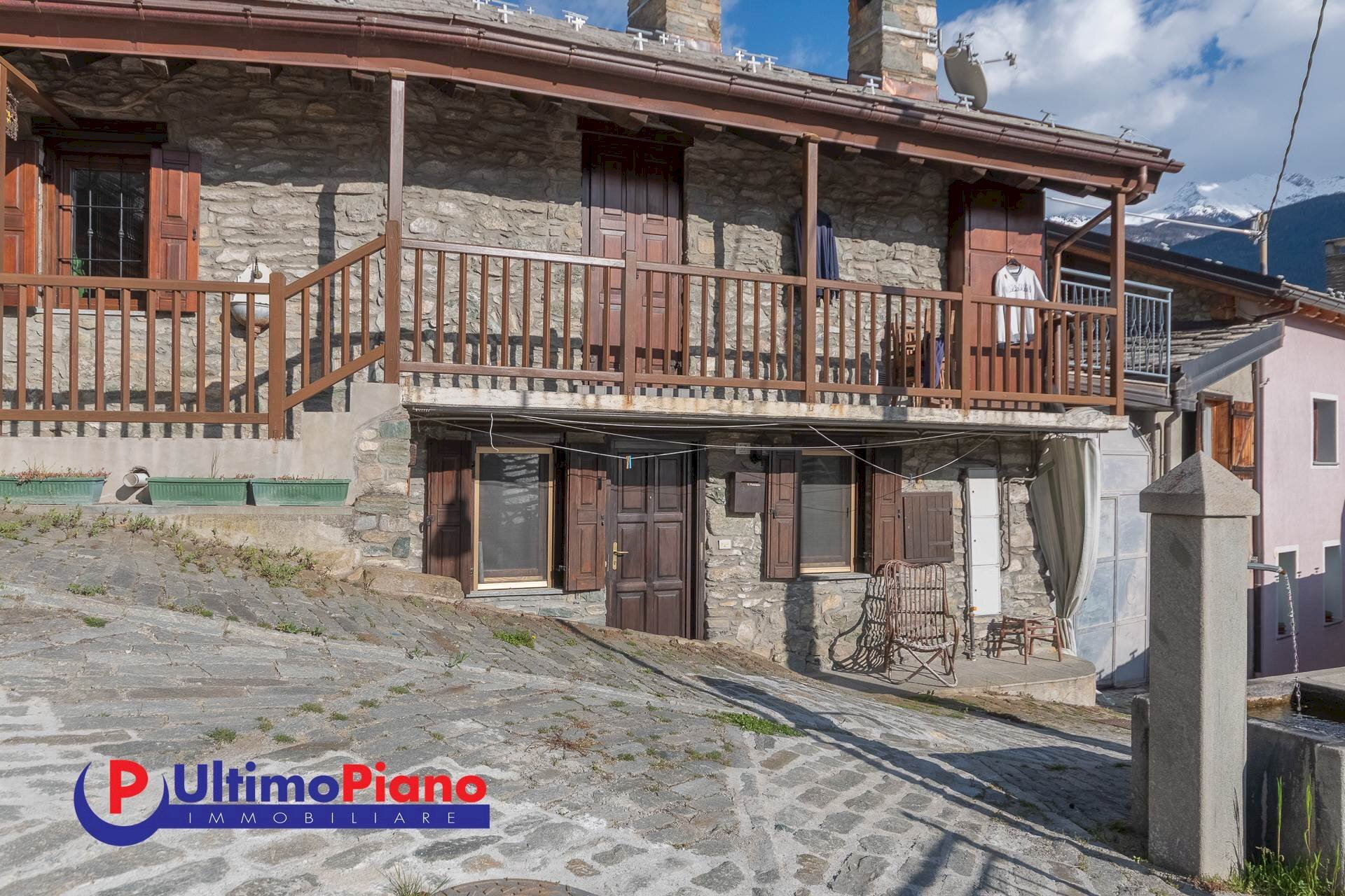 One-room apartment Frazione Grand Cré, Sarre - photo 1