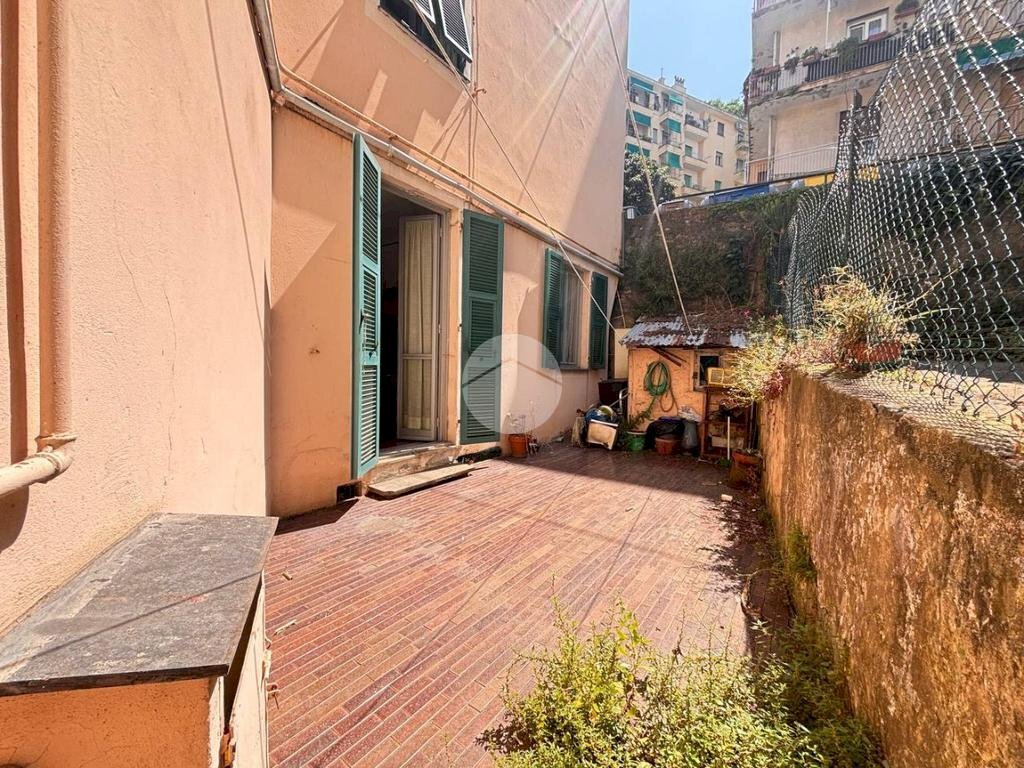 Four-room apartment Via Giulio Tanini, Genova (neighborhood Borgoratti) - photo 1