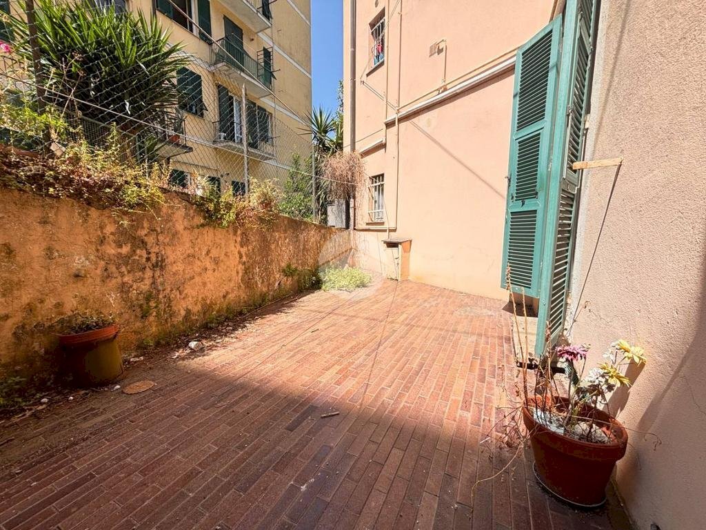 Four-room apartment Via Giulio Tanini, Genova (neighborhood Borgoratti) - photo 3