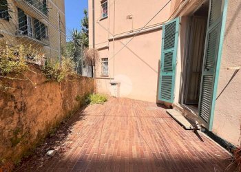 Quadrilocale Via Giulio Tanini, Genova (zona Borgoratti) - foto 6