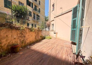 Quadrilocale Via Giulio Tanini, Genova (zona Borgoratti) - foto 8