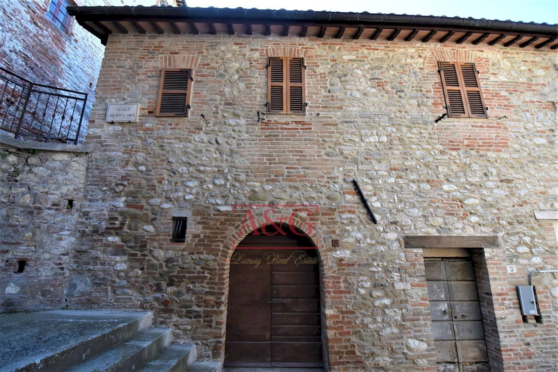 Foto 3 - Four-room apartment via Varano
 
1, Montefortino - photo 3