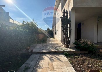 Casa all\'aperto - Villa Traversa di Via Giulio Petroni
 
131, Bari - foto 7