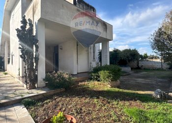 Casa all\'aperto - Villa Traversa di Via Giulio Petroni
 
131, Bari - foto 1