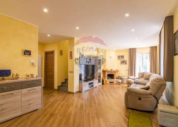 Soggiorno - Villa via monte minardo
 
9, Mascalucia - foto 16