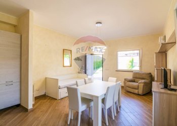 Sala da pranzo - Villa via monte minardo
 
9, Mascalucia - foto 28