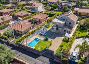 Casa all\'aperto - Villa via monte minardo
 
9, Mascalucia - foto 69