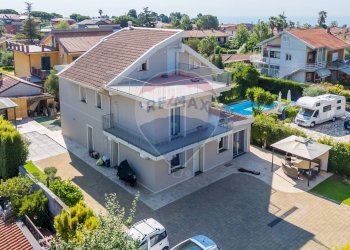 Casa all\'aperto - Villa via monte minardo
 
9, Mascalucia - foto 85