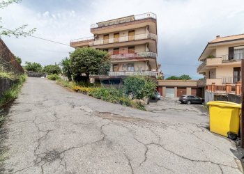 Edificio all\'aperto - Monolocale provinciale per S. M. Ammalati
 
144, Acireale - foto 6