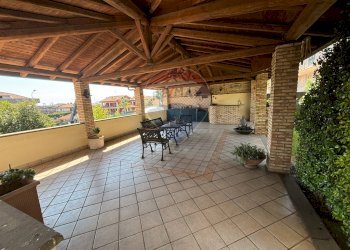 Terrazza - Casa semi indipendente VIA ALDO MORO
 
10, Aci Sant'Antonio - foto 16