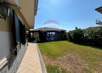 Giardino - Casa semi indipendente VIA ALDO MORO
 
10, Aci Sant'Antonio - foto 19