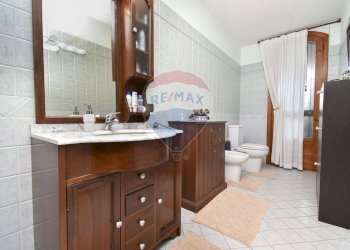 Bagno - Casa semi indipendente VIA ALDO MORO
 
10, Aci Sant'Antonio - foto 29