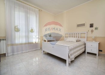 Camera / camera da letto - Casa semi indipendente VIA ALDO MORO
 
10, Aci Sant'Antonio - foto 43