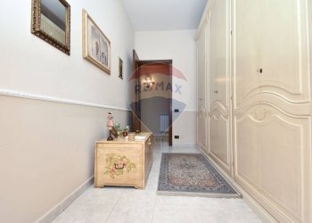 Hall / corridoio - Casa semi indipendente VIA ALDO MORO
 
10, Aci Sant'Antonio - foto 44