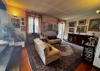 Soggiorno - Villa v .ALBERTO SALVADEO
 
25, Scaldasole - foto 3