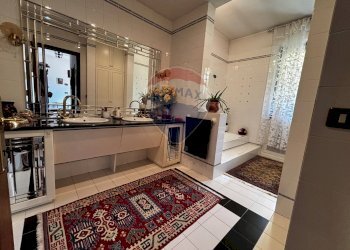 Bagno - Villa v .ALBERTO SALVADEO
 
25, Scaldasole - foto 15