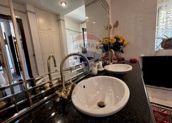 Bagno - Villa v .ALBERTO SALVADEO
 
25, Scaldasole - foto 16