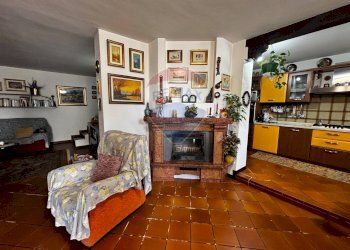 Soggiorno - Villa v .ALBERTO SALVADEO
 
25, Scaldasole - foto 34