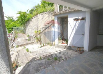 Casa all\'aperto - Casa semi indipendente roma
 
108, Pornassio - foto 5