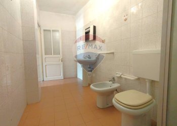 Bagno - Casa semi indipendente roma
 
108, Pornassio - foto 36