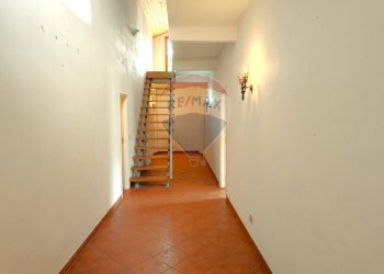 Hall / corridoio - Casa semi indipendente roma
 
108, Pornassio - foto 43