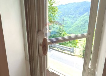 Dettagli - Casa semi indipendente roma
 
108, Pornassio - foto 55