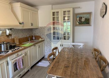 Cucina - Casa indipendente Loc. Pezzé, Lamon - foto 6