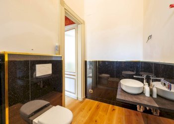 Foto 16 - Four-room apartment Via Santa Teresa, Torino - photo 16