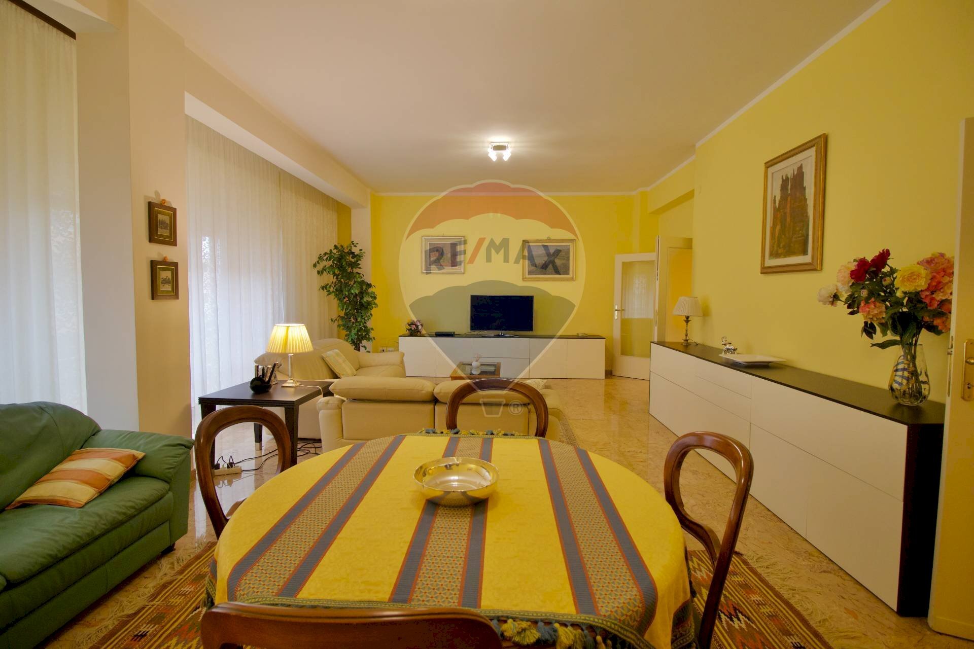 Sala da pranzo - Appartamento viale Umberto I
 
72, Sassari - foto 3