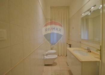 Bagno - Appartamento viale Umberto I
 
72, Sassari - foto 9