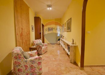 Hall / corridoio - Appartamento viale Umberto I
 
72, Sassari - foto 25