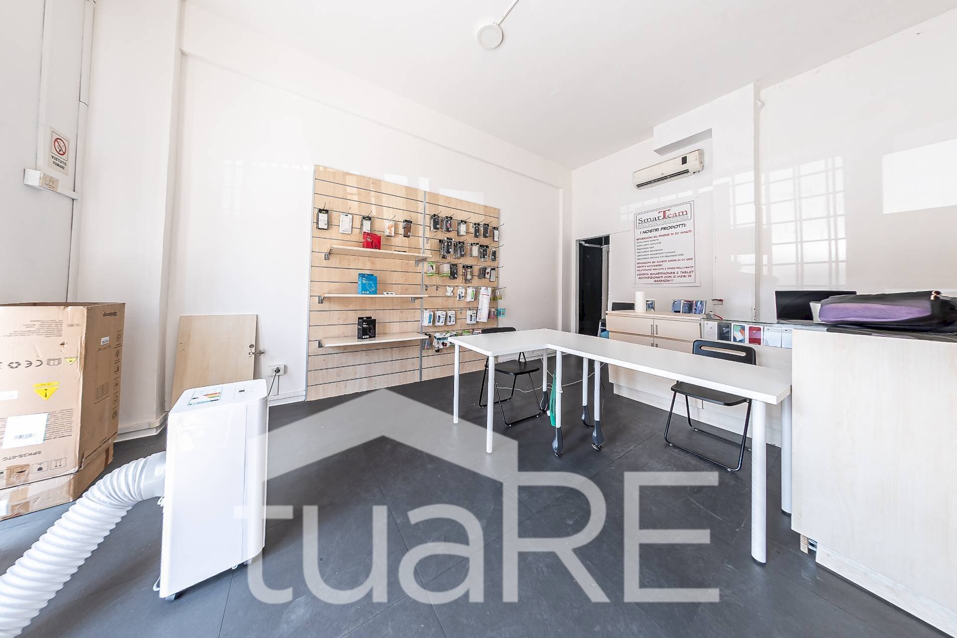 Foto 2 - Shop Via Carlo Francesco Bellingeri, Roma - photo 2