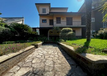 Foto 1 - Villa Via Stradone, Aiello del Sabato - foto 1