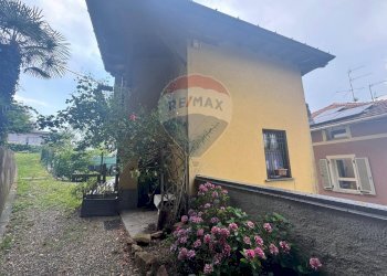 Casa all\'aperto - Casa semi indipendente Via Al Ronco
 
6, Gavirate - foto 17